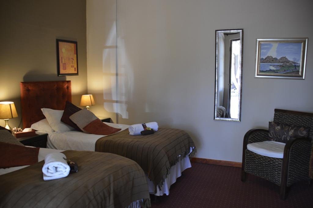 Two Bells Guest House Bloemfontein Chambre photo