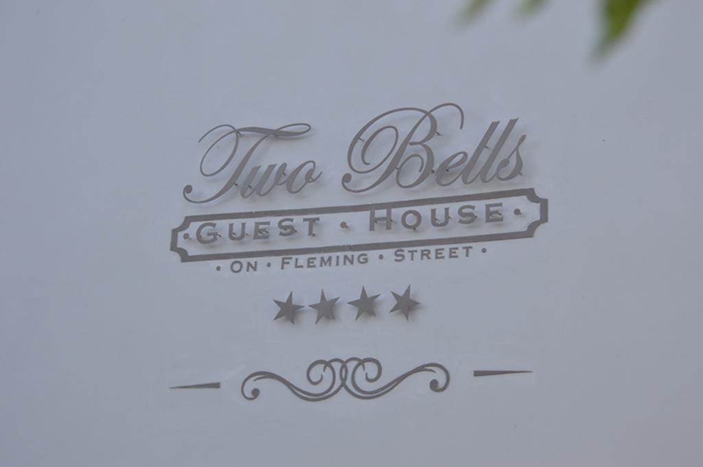 Two Bells Guest House Bloemfontein Extérieur photo